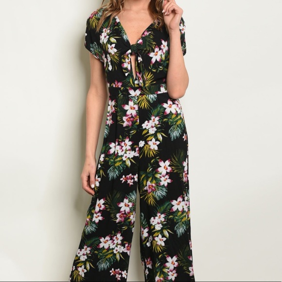BLACK FLORAL- Jumpsuit - Picture 3 of 3